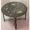 1950/70′ Table Basse Ronde Bronze Décor Palmier, Plateau Laque de Chine Noire Style Maison Baguès