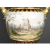 Grand Vase balustre Vienne à décor polychromes | Biron Grand Vase balustre Vienne à décor polychromes