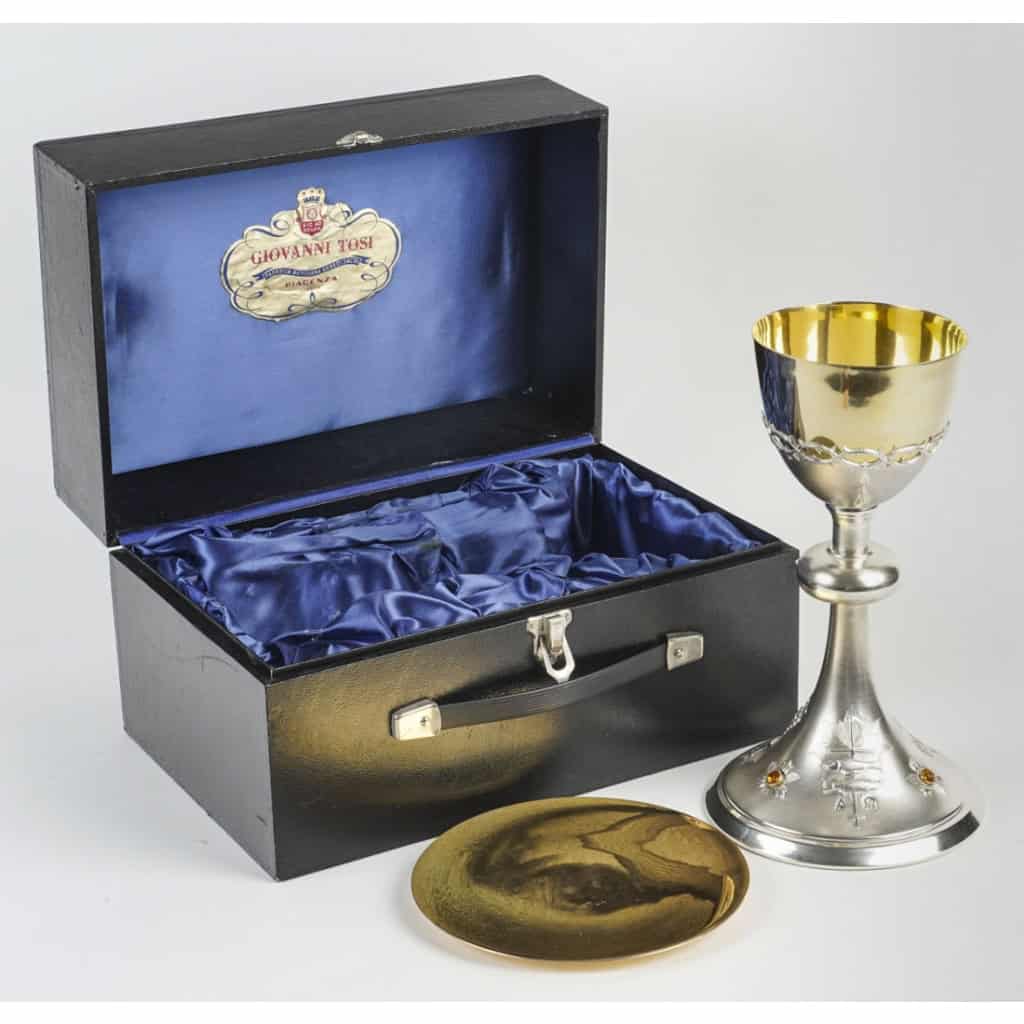 Chalice and its paten. | Biron ||||||||||||