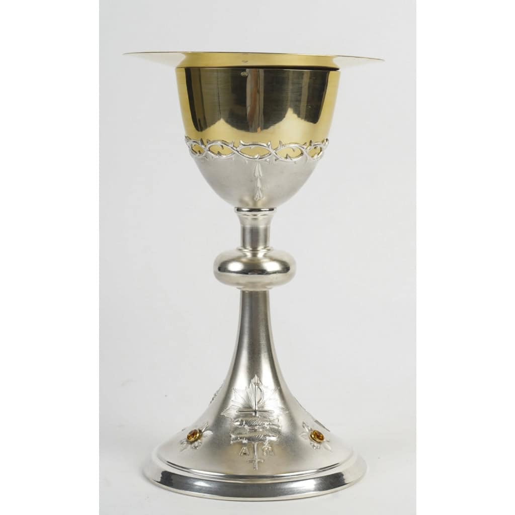 Chalice and its paten. | Biron Chalice and its paten.