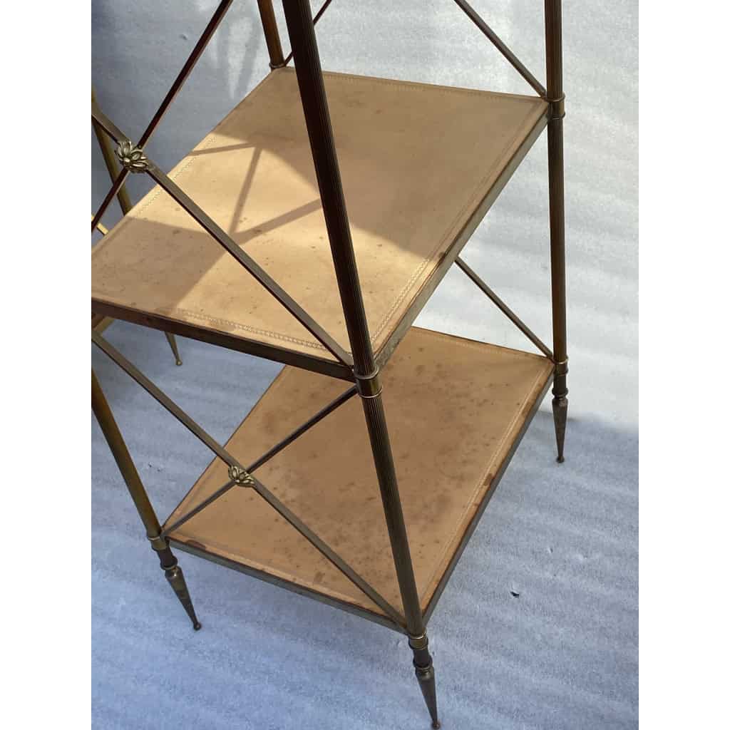 1970′ Paire Étagères en Laiton à 3 Niveaux Maison Baguès Plateaux Cuir Vintage