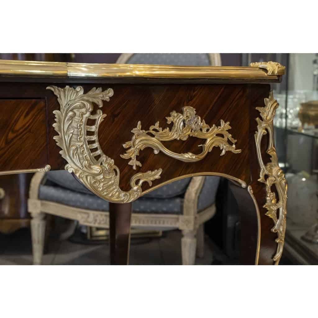 Bureau plat de style Louis XV | Biron Bureau plat de style Louis XV