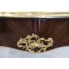 Bureau plat de style Louis XV | Biron Bureau plat de style Louis XV