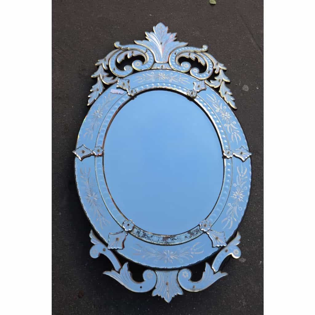 1880 Miroir Venise Ovale avec Fronton | Biron |||||||