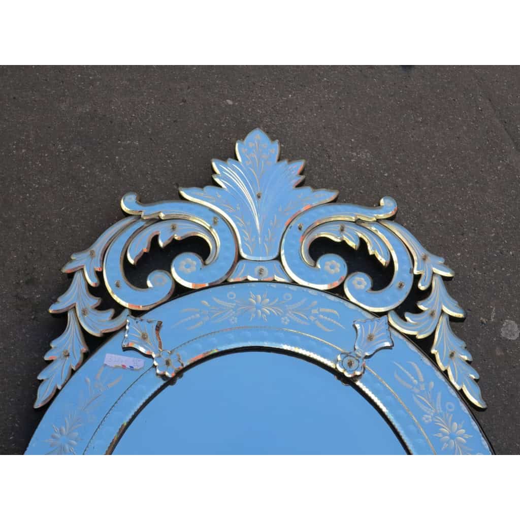 1880 Miroir Venise Ovale avec Fronton | Biron 1880 Miroir Venise Ovale avec Fronton