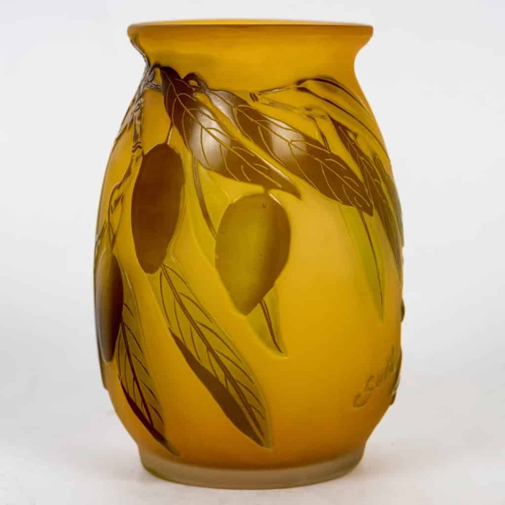 Émile Gallé (1846-1904) Vase « Olives » | Biron Émile Gallé (1846-1904) Vase « Olives »