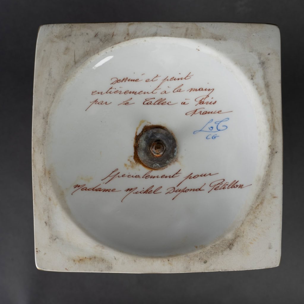 Le Tallec » Vase Médicis vert émeraude aux oiseaux de Sèvres « | Biron Le Tallec " Vase Médicis vert émeraude aux oiseaux de Sèvres "