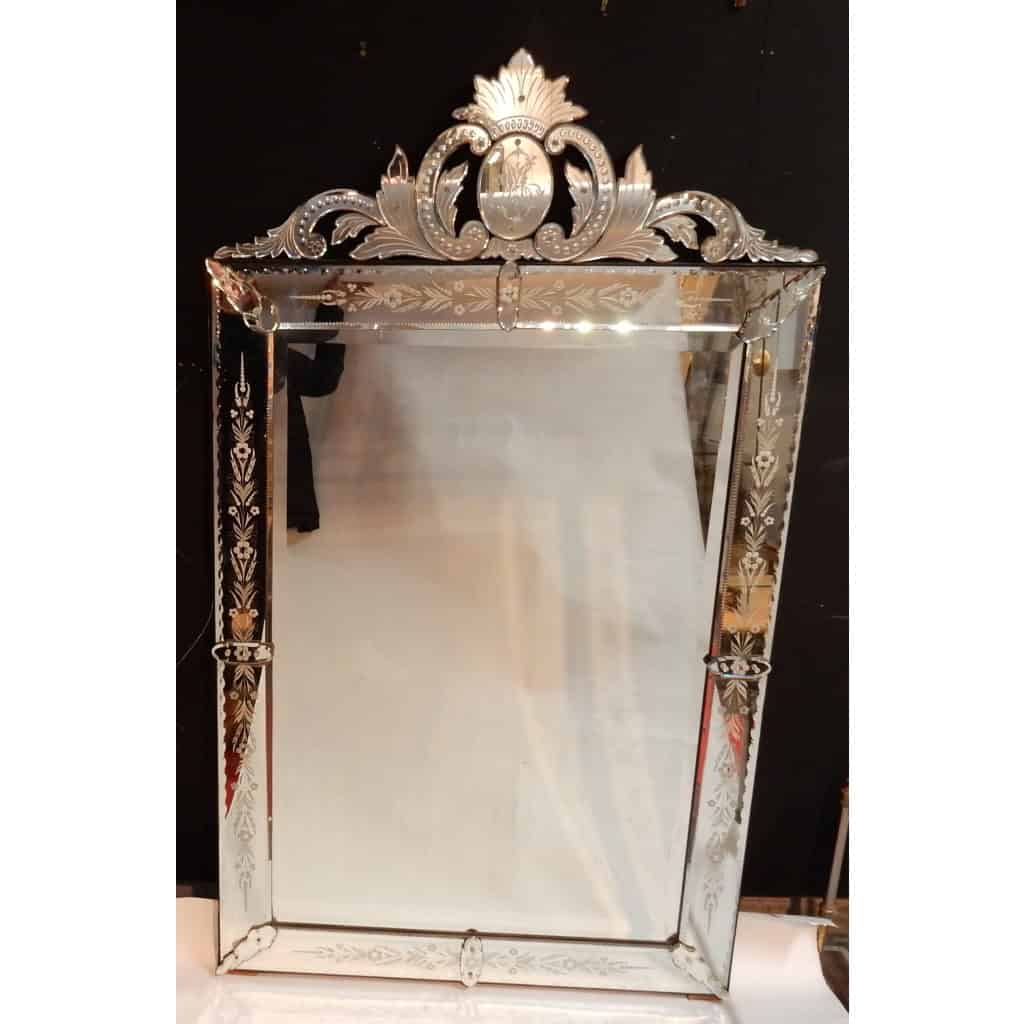 1900′ Miroir Vénitien à Décor Floral et Fronton | Biron 1900′ Miroir Vénitien à Décor Floral et Fronton