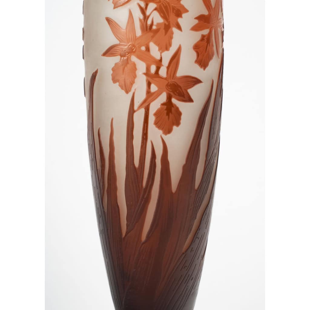 émile Gallé – Grand Vase Aux Crocosmia Oranges Et Rouges, Pâte De Verre Art Nouveau | Biron émile Gallé - Grand Vase Aux Crocosmia Oranges Et Rouges, Pâte De Verre Art Nouveau