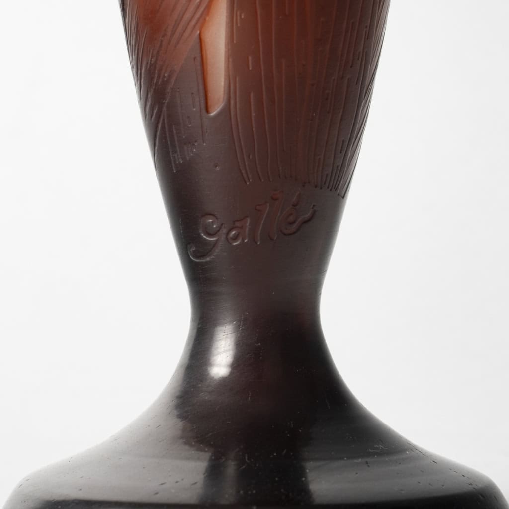 émile Gallé – Grand Vase Aux Crocosmia Oranges Et Rouges, Pâte De Verre Art Nouveau | Biron émile Gallé - Grand Vase Aux Crocosmia Oranges Et Rouges, Pâte De Verre Art Nouveau