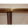 1950/70′ Paire de Bouts de Canapés Bronze, Plateaux Miroirs Oxydés Avec Galeries Style Maison Ramsay Avec Entretoise 14