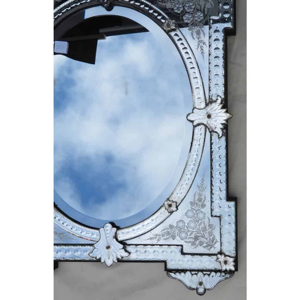 Miroir Venise aux Angles en Débord à Fronton Tain Mercure avec Fleurs Gravées et Supports de Pose 4