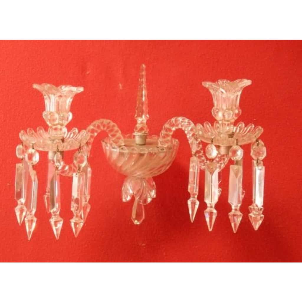 1950′ Paire d’Appliques Au Poignard Baccarat Modèle Tors | Biron 1950′ Paire d’Appliques Au Poignard Baccarat Modèle Tors