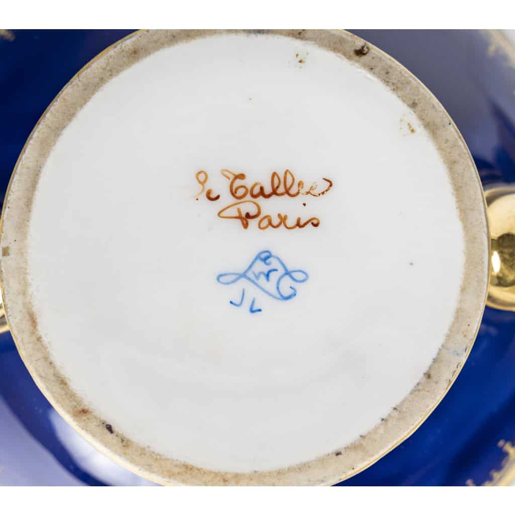 Bol à bouillon ou drageoire et sa sous-tasse par Le Tallec | Biron Bol à bouillon ou drageoire et sa sous-tasse par Le Tallec