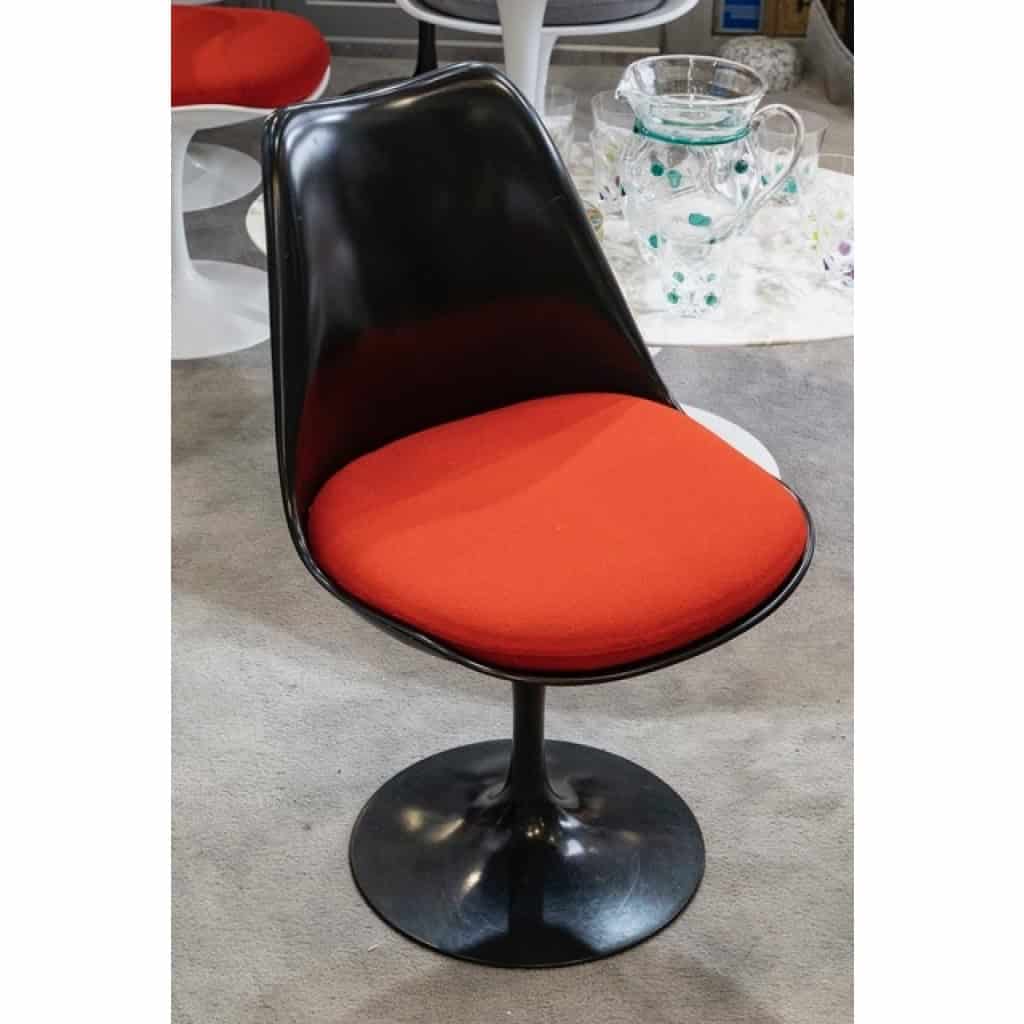 Eero Saarinen, Chaise pivotante « Tulip » Éditions KNOLL | Biron Eero Saarinen, Chaise pivotante "Tulip" Éditions KNOLL