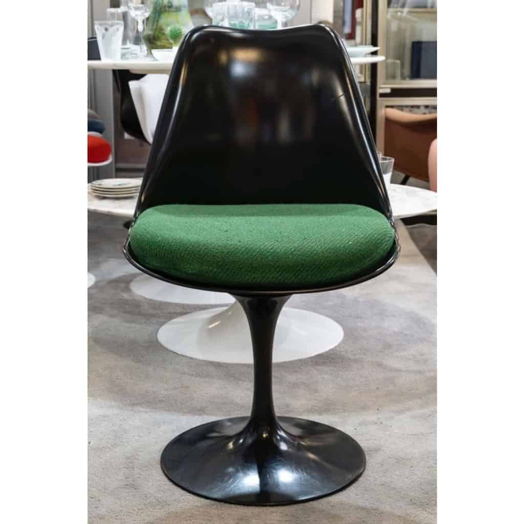 Eero Saarinen, Chaise pivotante « Tulip » Éditions KNOLL | Biron Eero Saarinen, Chaise pivotante "Tulip" Éditions KNOLL