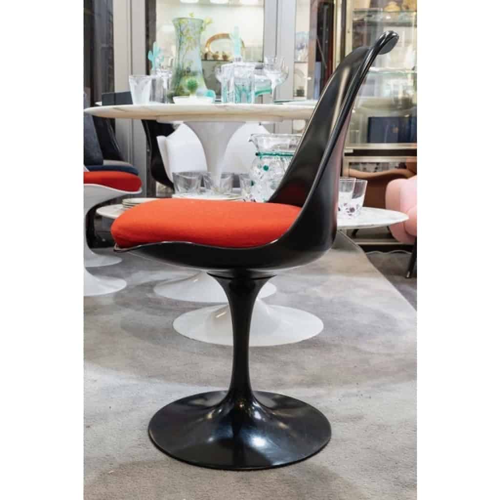 Eero Saarinen, Chaise pivotante « Tulip » Éditions KNOLL | Biron Eero Saarinen, Chaise pivotante "Tulip" Éditions KNOLL