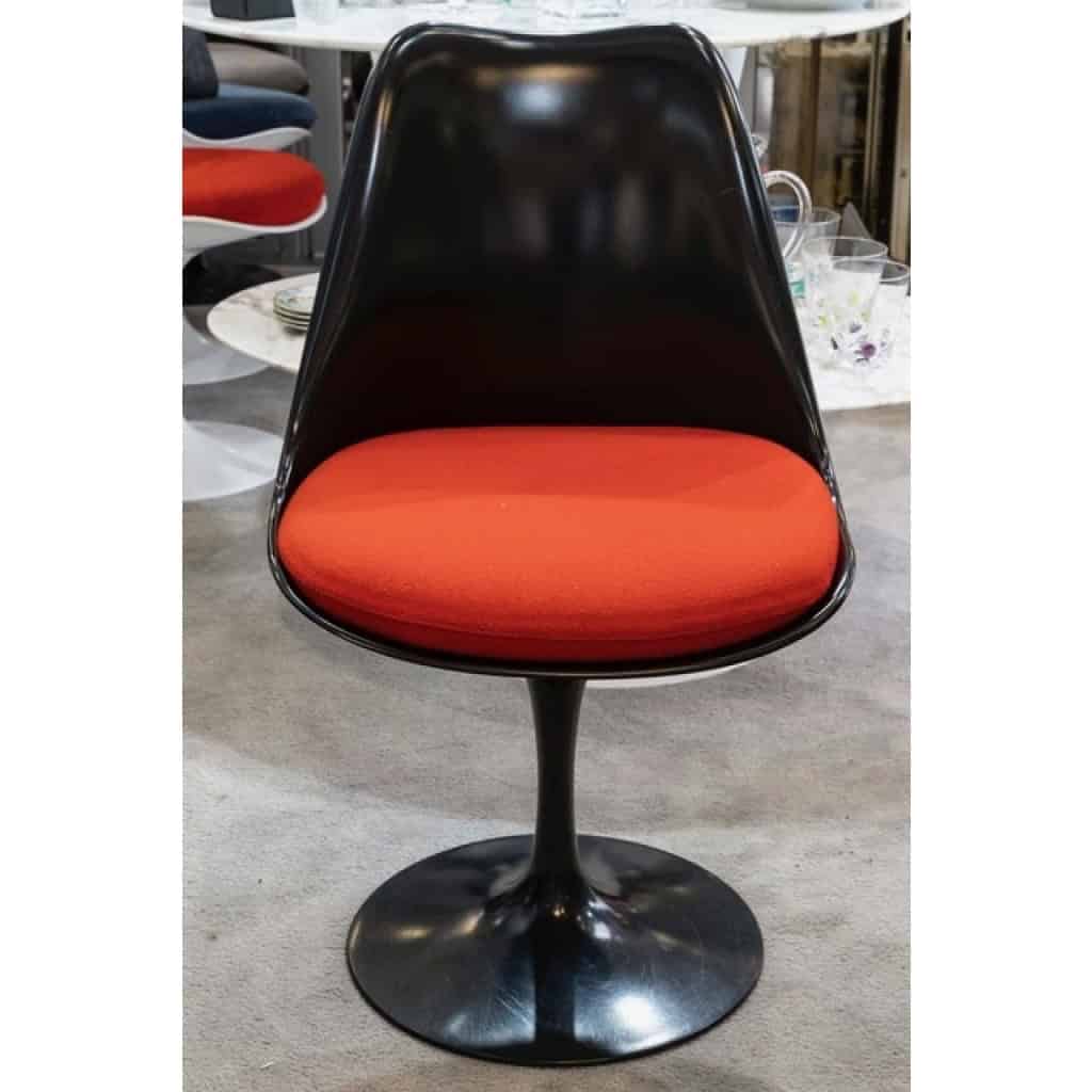 Eero Saarinen, Chaise pivotante « Tulip » Éditions KNOLL | Biron Eero Saarinen, Chaise pivotante "Tulip" Éditions KNOLL