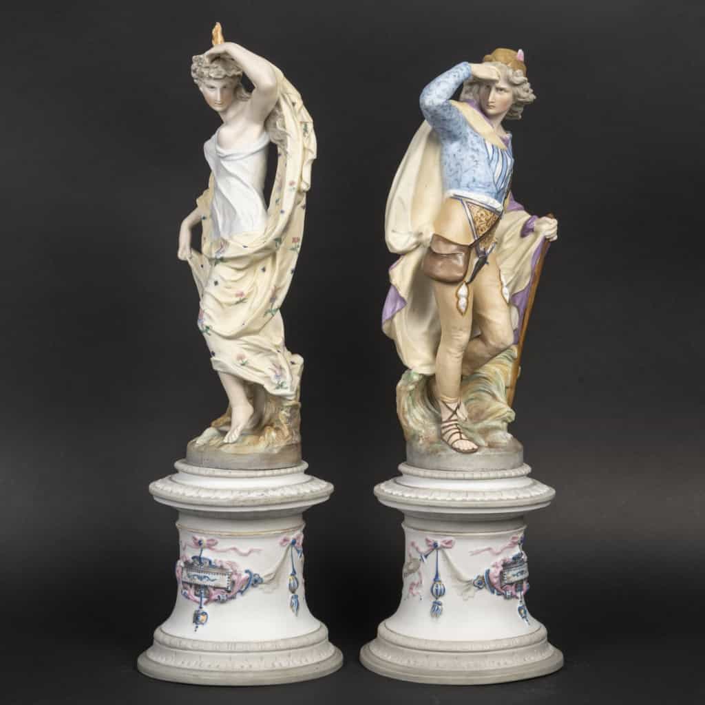 Couple en biscuit polychromes » Limoges 1860″ probablement par Thabard | Biron Couple en biscuit polychromes " Limoges 1860" probablement par Thabard
