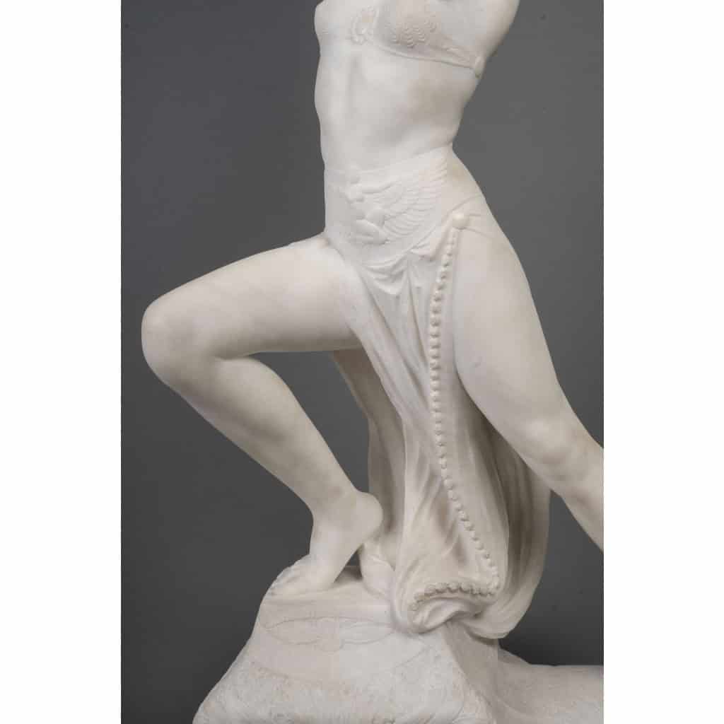 Alfredo Morelli – Danseuse égyptienne, Sculpture De 92 Cm En Marbre Blanc De Carrare, Art Déco | Biron Alfredo Morelli - Danseuse égyptienne, Sculpture De 92 Cm En Marbre Blanc De Carrare, Art Déco