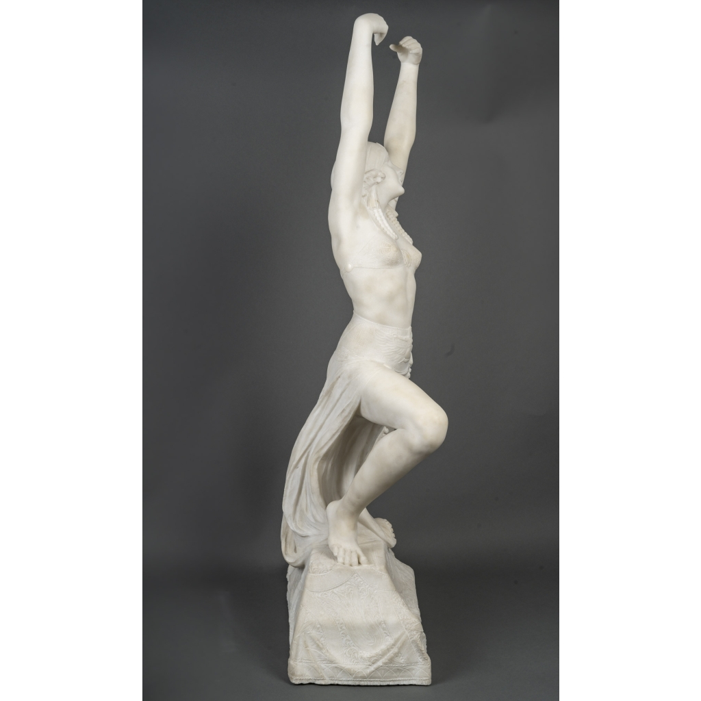 Alfredo Morelli – Danseuse égyptienne, Sculpture De 92 Cm En Marbre Blanc De Carrare, Art Déco | Biron Alfredo Morelli - Danseuse égyptienne, Sculpture De 92 Cm En Marbre Blanc De Carrare, Art Déco