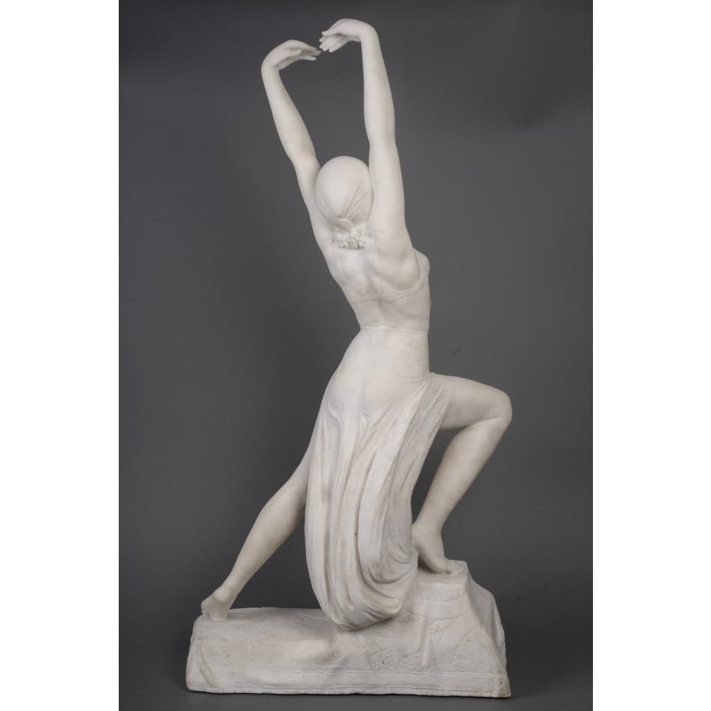Alfredo Morelli – Danseuse égyptienne, Sculpture De 92 Cm En Marbre Blanc De Carrare, Art Déco | Biron Alfredo Morelli - Danseuse égyptienne, Sculpture De 92 Cm En Marbre Blanc De Carrare, Art Déco