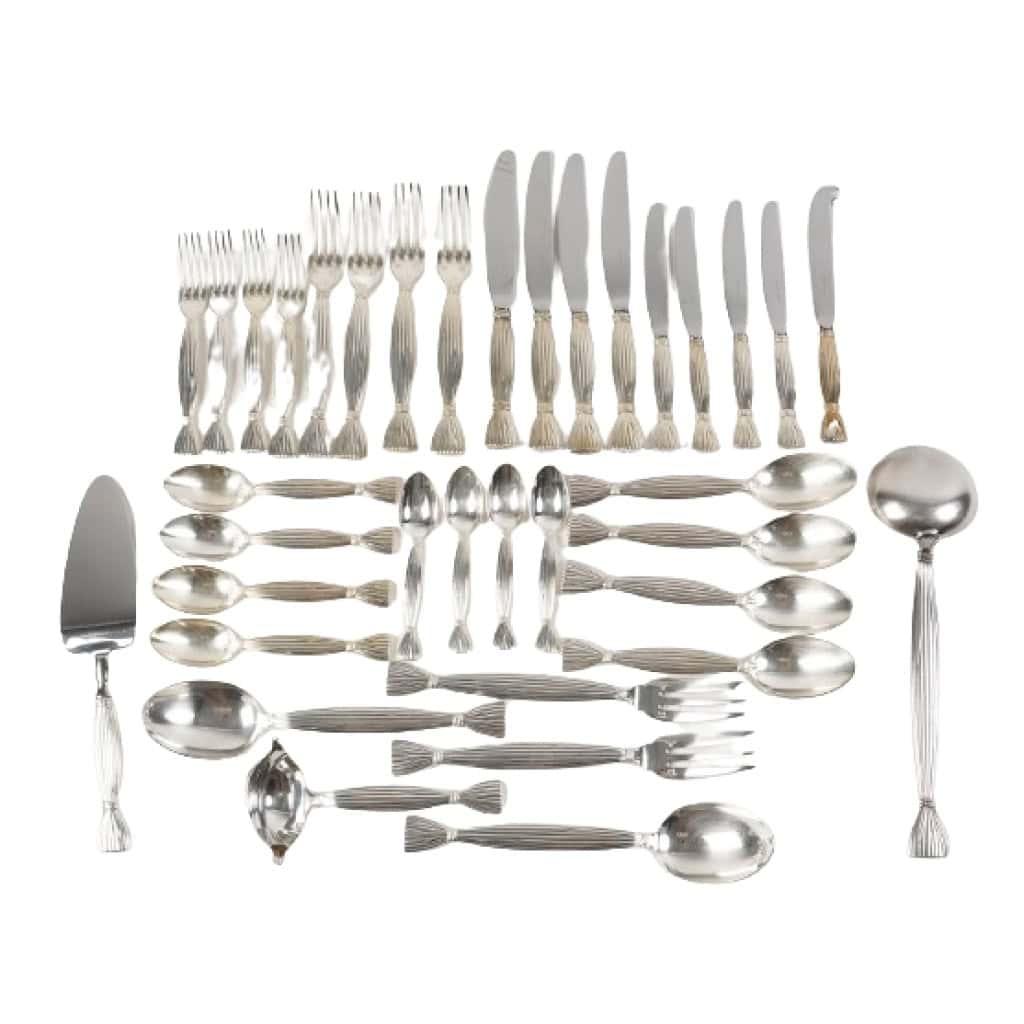 HERMES, Moisson Ménagère en métal argenté 96 pièces. | Biron ||||||||||||||||||