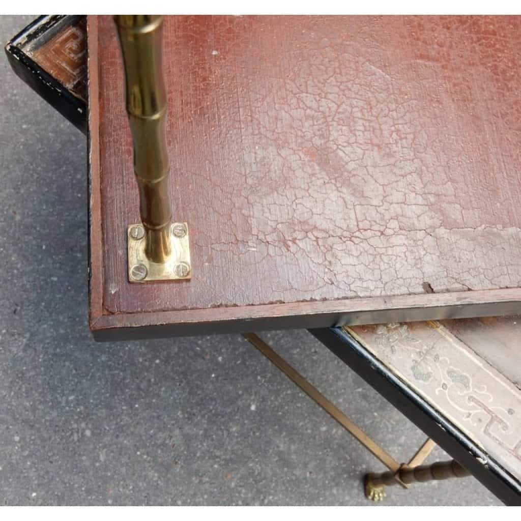 1950/70′ Paire de Bouts de Canapés Bronze Décor Bambou, Plateau Laque de Chine Style Maison Baguès | Biron 1950/70′ Paire de Bouts de Canapés Bronze Décor Bambou, Plateau Laque de Chine Style Maison Baguès
