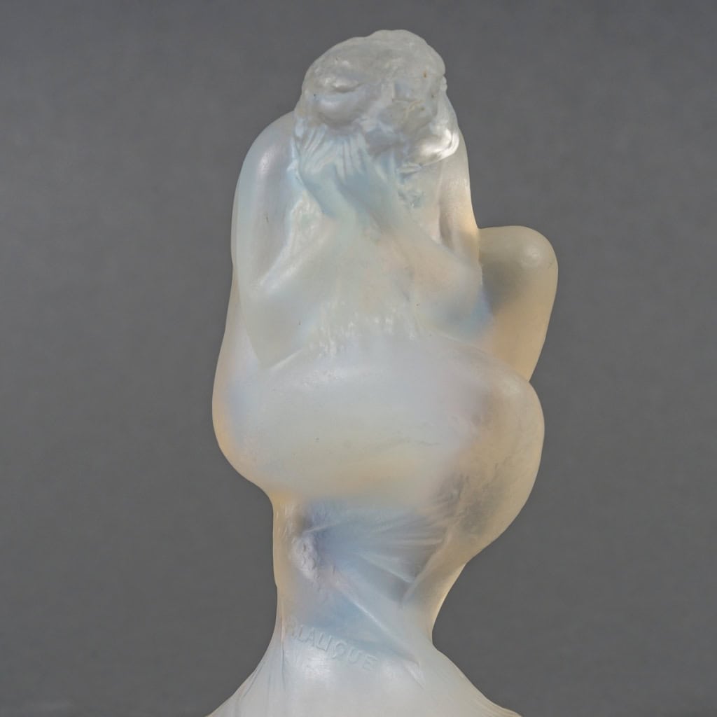 Mascotte Automobile Statuette "Sirène" verre opalescent de René LALIQUE