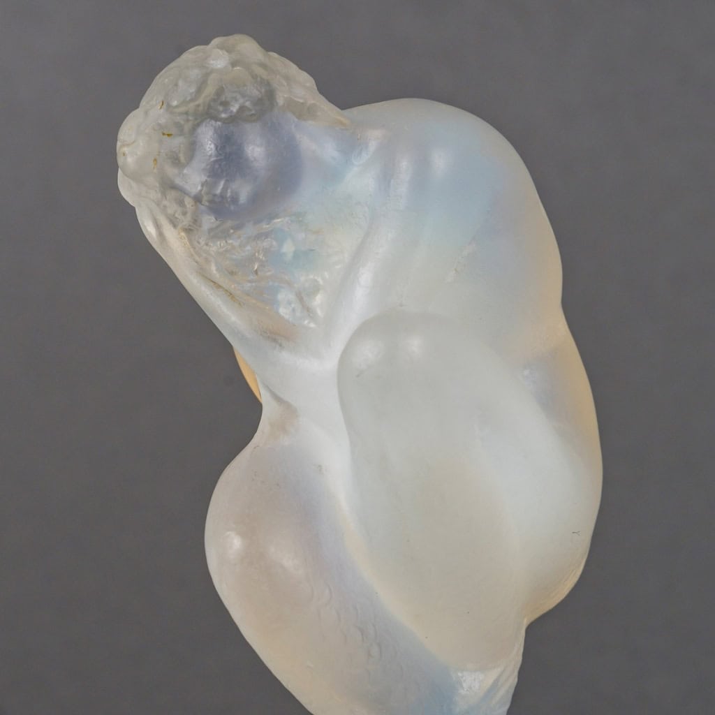Mascotte Automobile Statuette "Sirène" verre opalescent de René LALIQUE