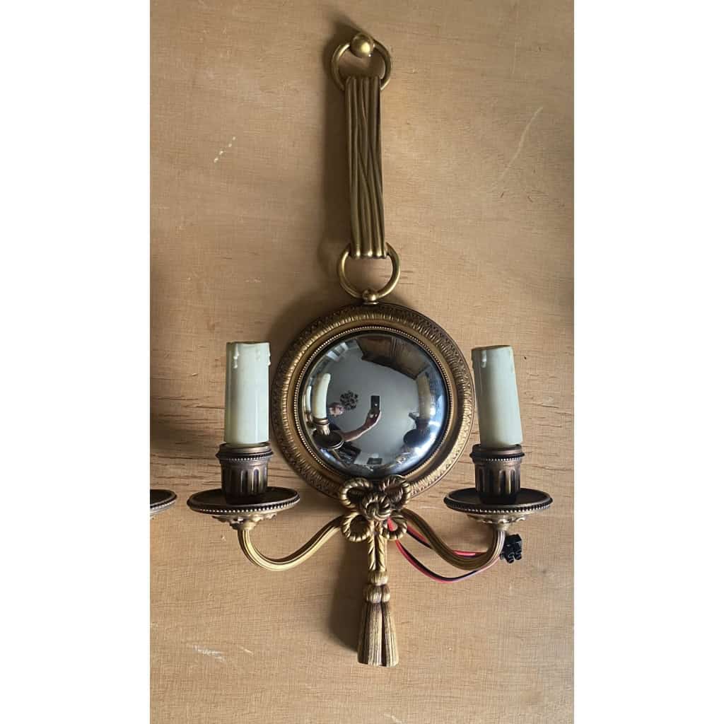 1950/70′ Paire d’Appliques en Bronze Doré Avec Miroir Convexe Signée Petitot | Biron 1950/70′ Paire d’Appliques en Bronze Doré Avec Miroir Convexe Signée Petitot