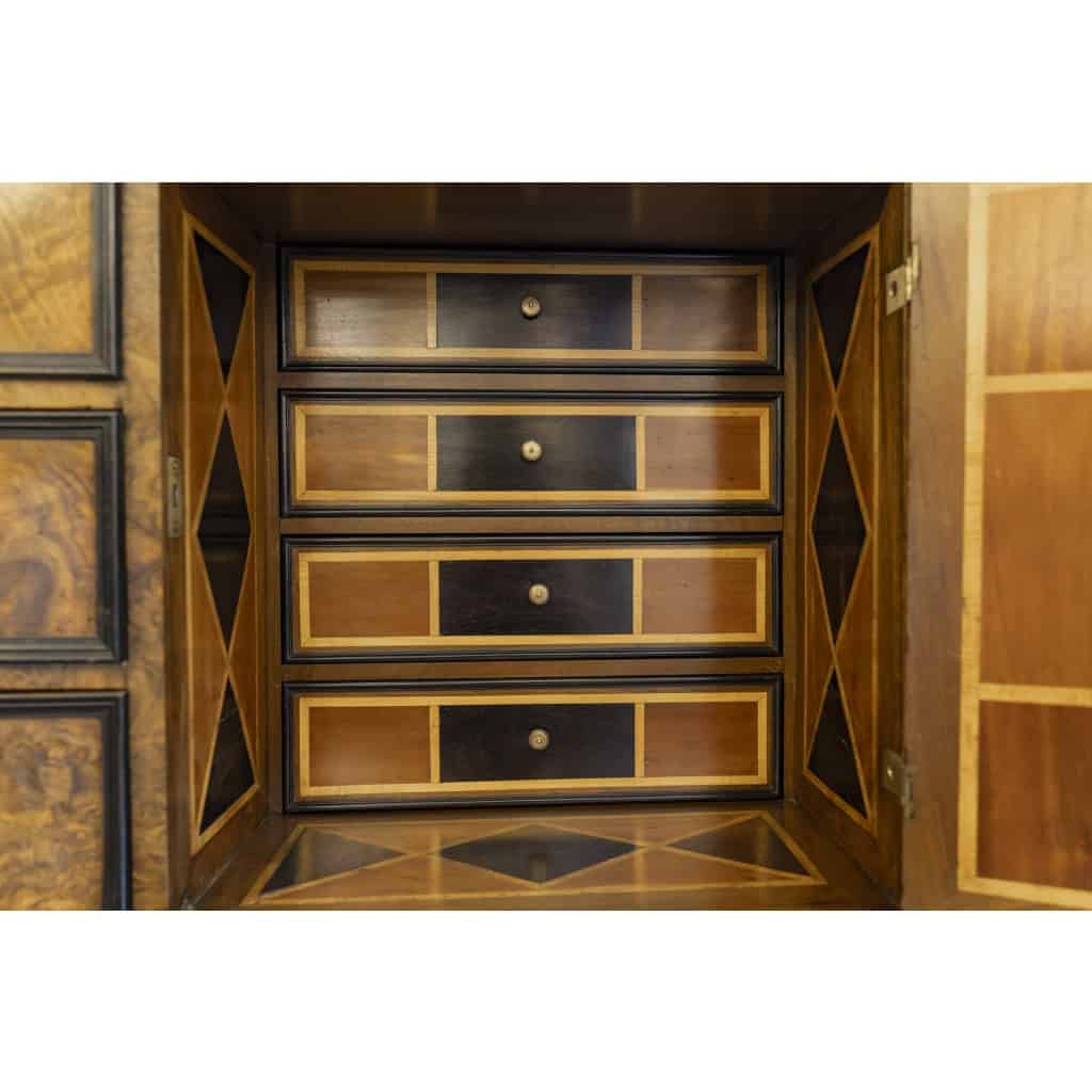 Cabinet Louis XIV – Epoque 18ème | Biron Cabinet Louis XIV - Epoque 18ème