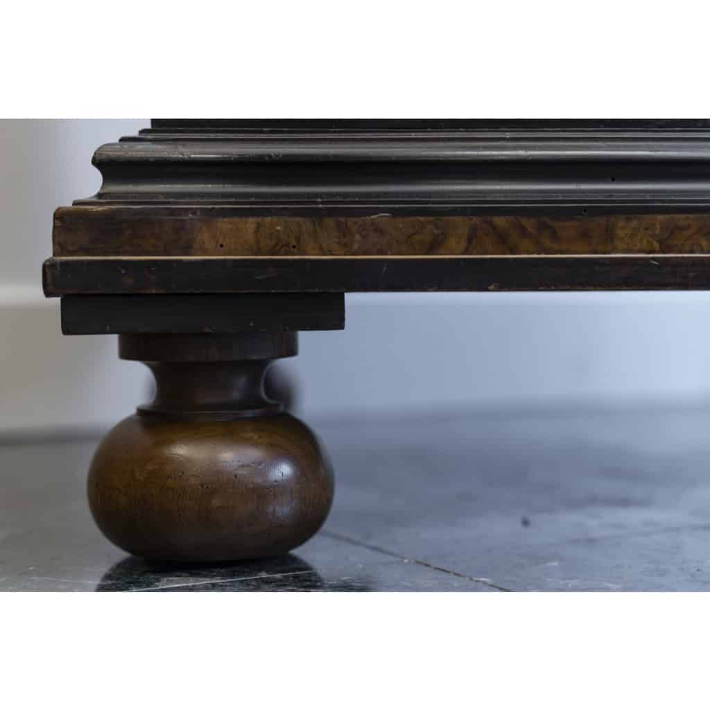 Cabinet Louis XIV – Epoque 18ème | Biron Cabinet Louis XIV - Epoque 18ème