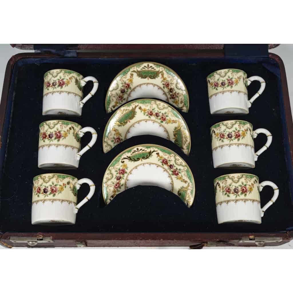 Coffret de tasses anglaises, Royal Worcester | Biron Coffret de tasses anglaises, Royal Worcester