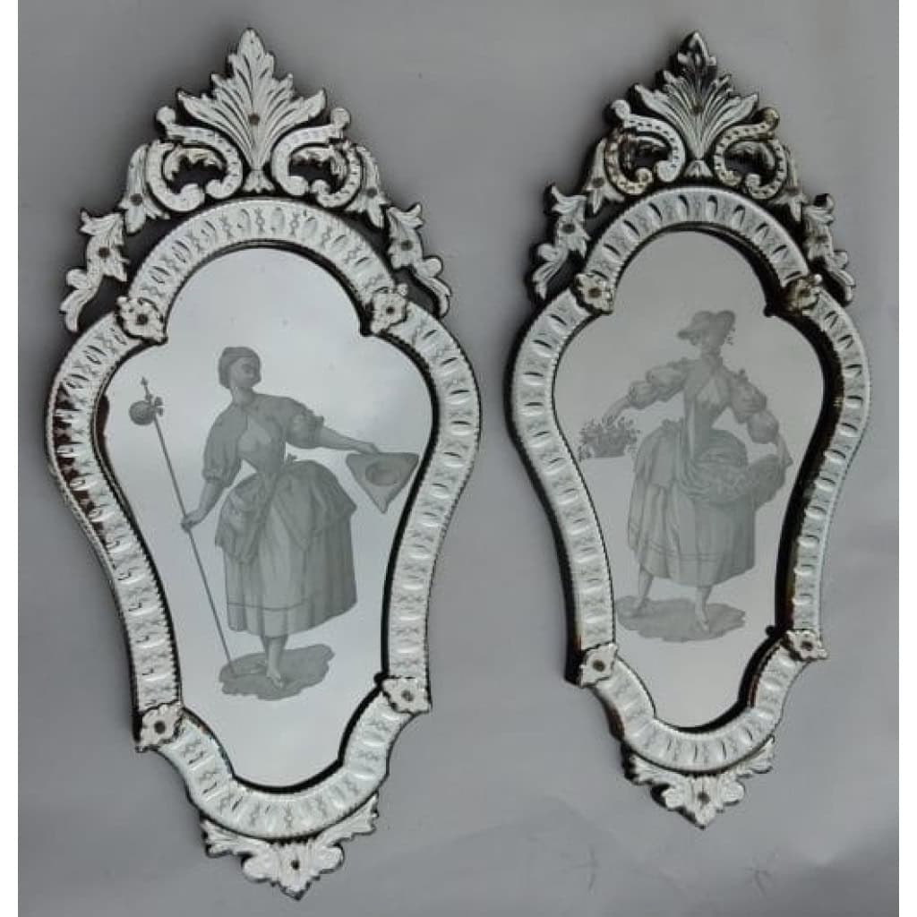 1920/40 Paire De Miroirs Aux Elégantes 6