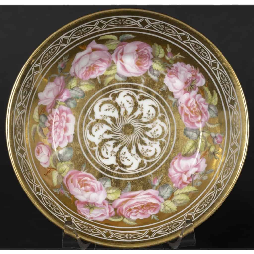 Tasse litron aux Roses XVIIIème, attribuée à Locré 1785 | Biron Tasse litron aux Roses XVIIIème, attribuée à Locré 1785