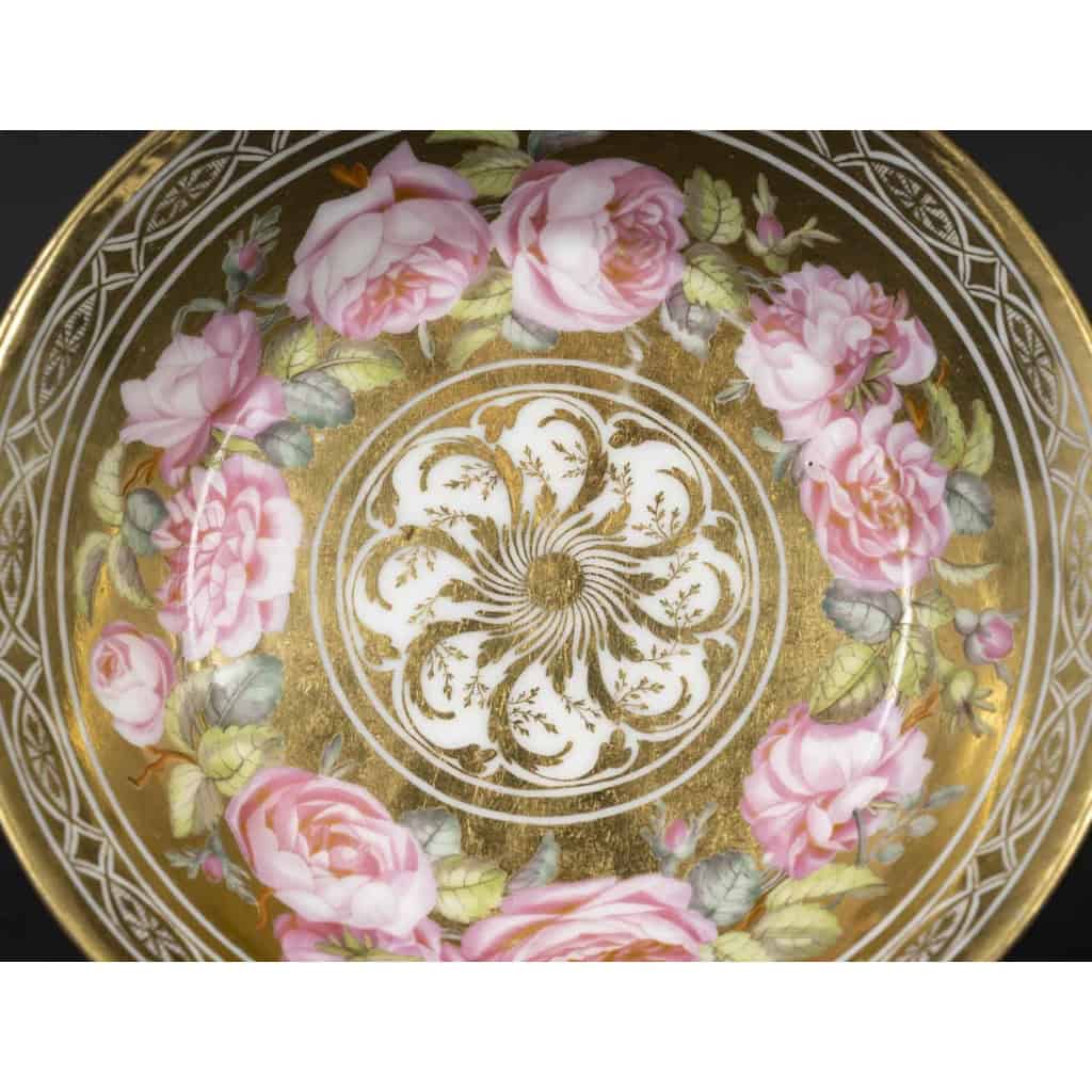 Tasse litron aux Roses XVIIIème, attribuée à Locré 1785 | Biron Tasse litron aux Roses XVIIIème, attribuée à Locré 1785