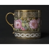 Tasse litron aux Roses XVIIIème, attribuée à Locré 1785 | Biron Tasse litron aux Roses XVIIIème, attribuée à Locré 1785