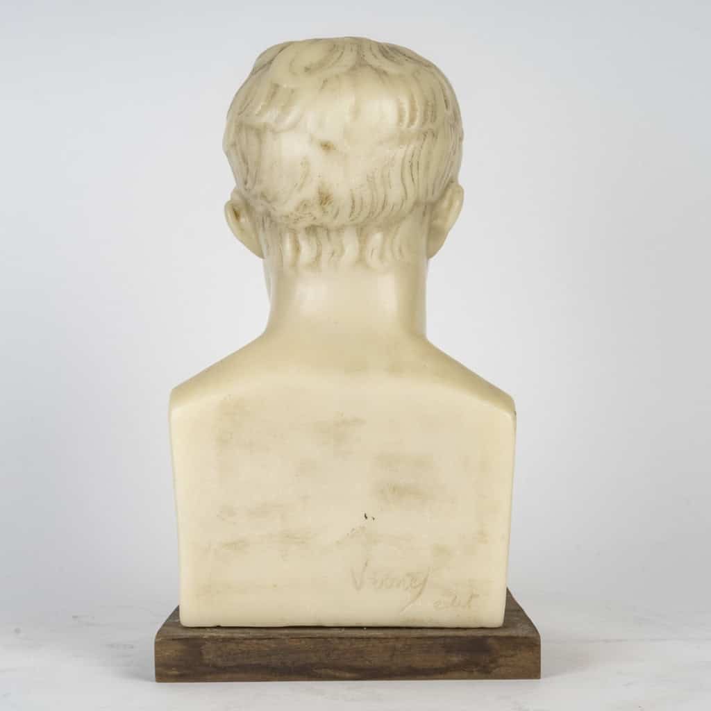 Sculpture en cire représentant un bust d’homme, XXème siècle. | Biron Sculpture en cire représentant un bust d’homme, XXème siècle.