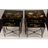 1970′ Paire de Séries de 3 Tables Gigognes Style Maison Baguès Décor Bambou en Bronze Doré Plateaux Laque de Chine Noire Décor de Fleurs Avec Oiseaux | Biron |||||||||