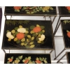1970′ Paire de Séries de 3 Tables Gigognes Style Maison Baguès Décor Bambou en Bronze Doré Plateaux Laque de Chine Noire Décor de Fleurs Avec Oiseaux | Biron 1970' Paire de Séries de 3 Tables Gigognes Style Maison Baguès Décor Bambou en Bronze Doré Plateaux Laque de Chine Noire Décor de Fleurs Avec Oiseaux