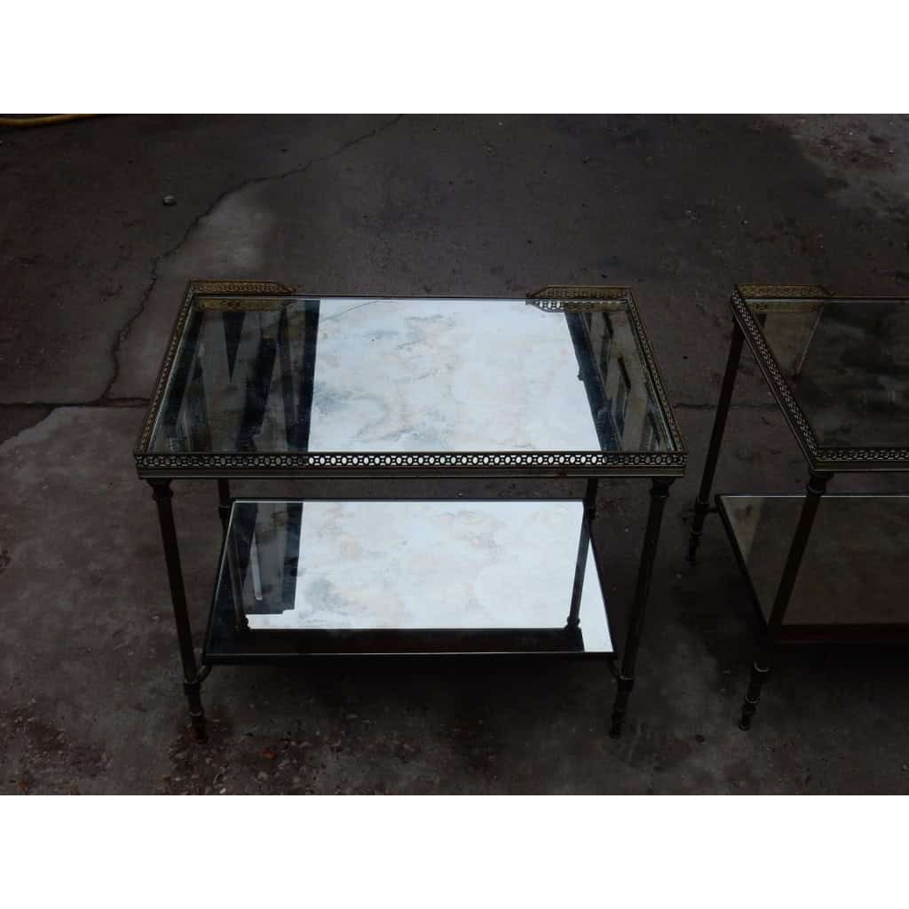 1970′ Paire de Bouts de Canapé Rectangulaires Maison Baguès Plateaux Miroirs Vieillis Avec Galeries Ajourées | Biron 1970′ Paire de Bouts de Canapé Rectangulaires Maison Baguès Plateaux Miroirs Vieillis Avec Galeries Ajourées