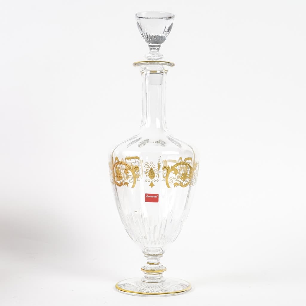 Carafe « Imperator » cristal blanc gravé et doré de BACCARAT | Biron Carafe "Imperator" cristal blanc gravé et doré de BACCARAT