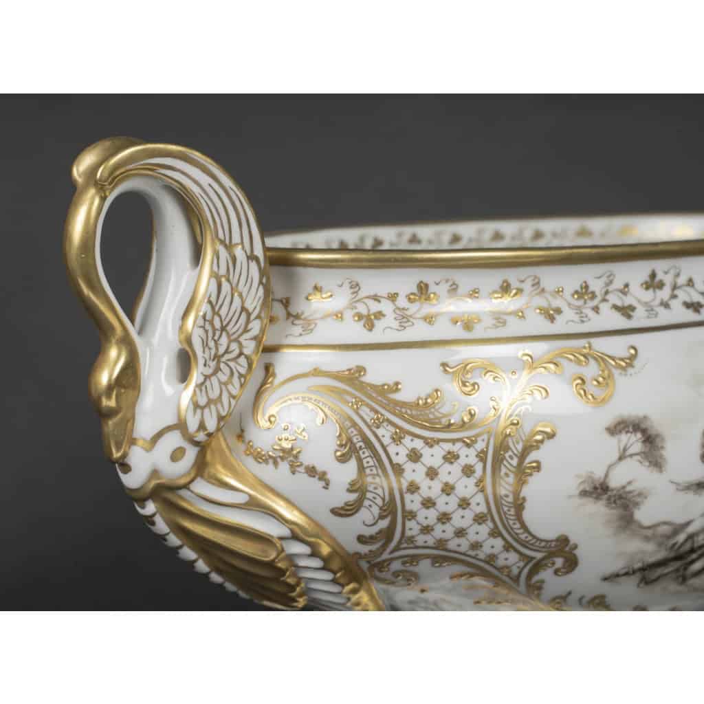 Grande coupe aux amours, Le Tallec, XVIIIème siècle | Biron Grande coupe aux amours, Le Tallec, XVIIIème siècle