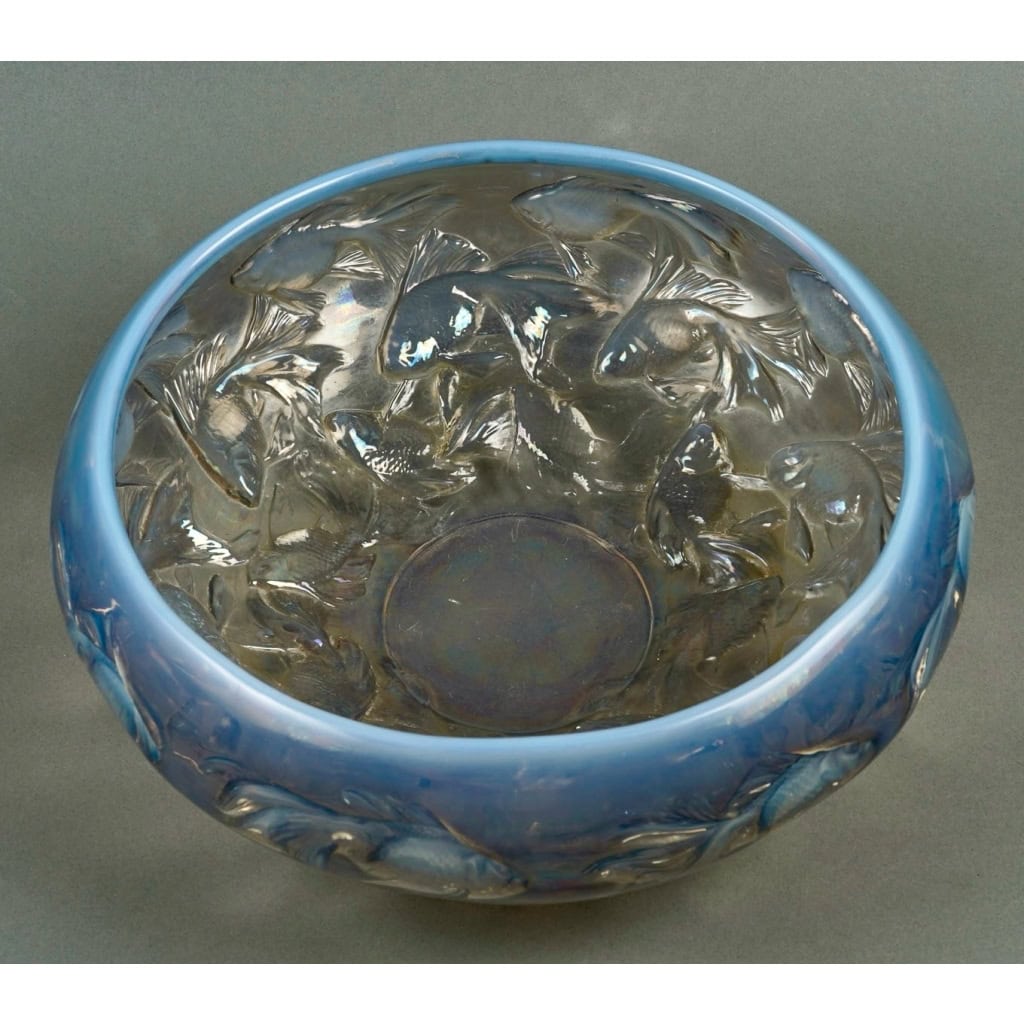 Coupe "Cyprins" verre opalescent de René LALIQUE