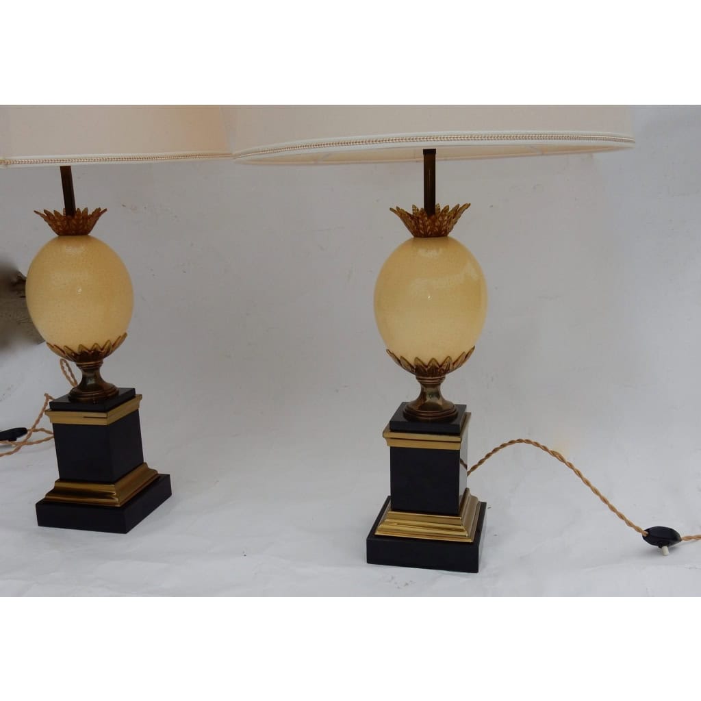 1950/70 Paire de Lampes en Marbre Noir et Oeuf d’Autruche Maison Jansen | Biron 1950/70 Paire de Lampes en Marbre Noir et Oeuf d’Autruche Maison Jansen
