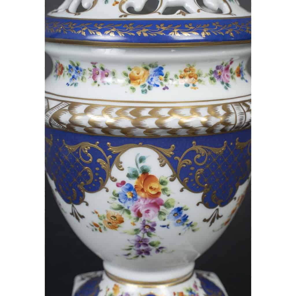 Pot à pot-pourri à couvercle, Le Tallec | Biron Pot à pot-pourri à couvercle, Le Tallec