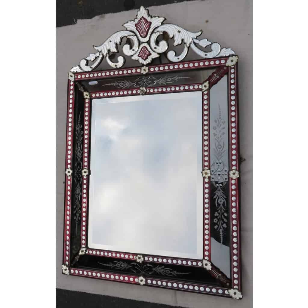 Miroir Vénitien à Fronton Style LXIV Couleur Rouge Bohême 19ème | Biron |||||||