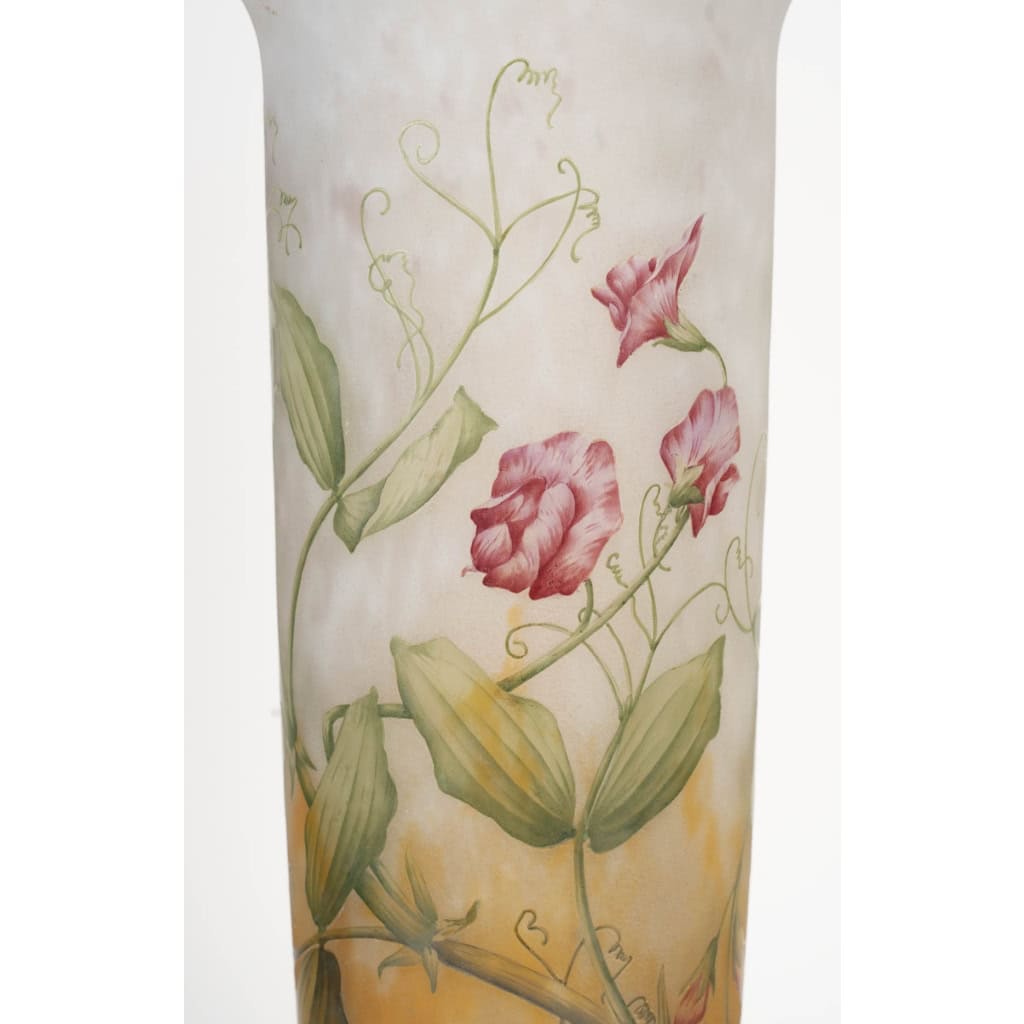 Daum Nancy – Grand Vase Aux Pois De Senteur En Verre émaillé. Pâte De Verre Art Nouveau | Biron Daum Nancy - Grand Vase Aux Pois De Senteur En Verre émaillé. Pâte De Verre Art Nouveau