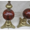 1890′ Paire de Lampes Bronze et Boules en Fer Peint en Faux Marbre Griotte | Biron 1890′ Paire de Lampes Bronze et Boules en Fer Peint en Faux Marbre Griotte
